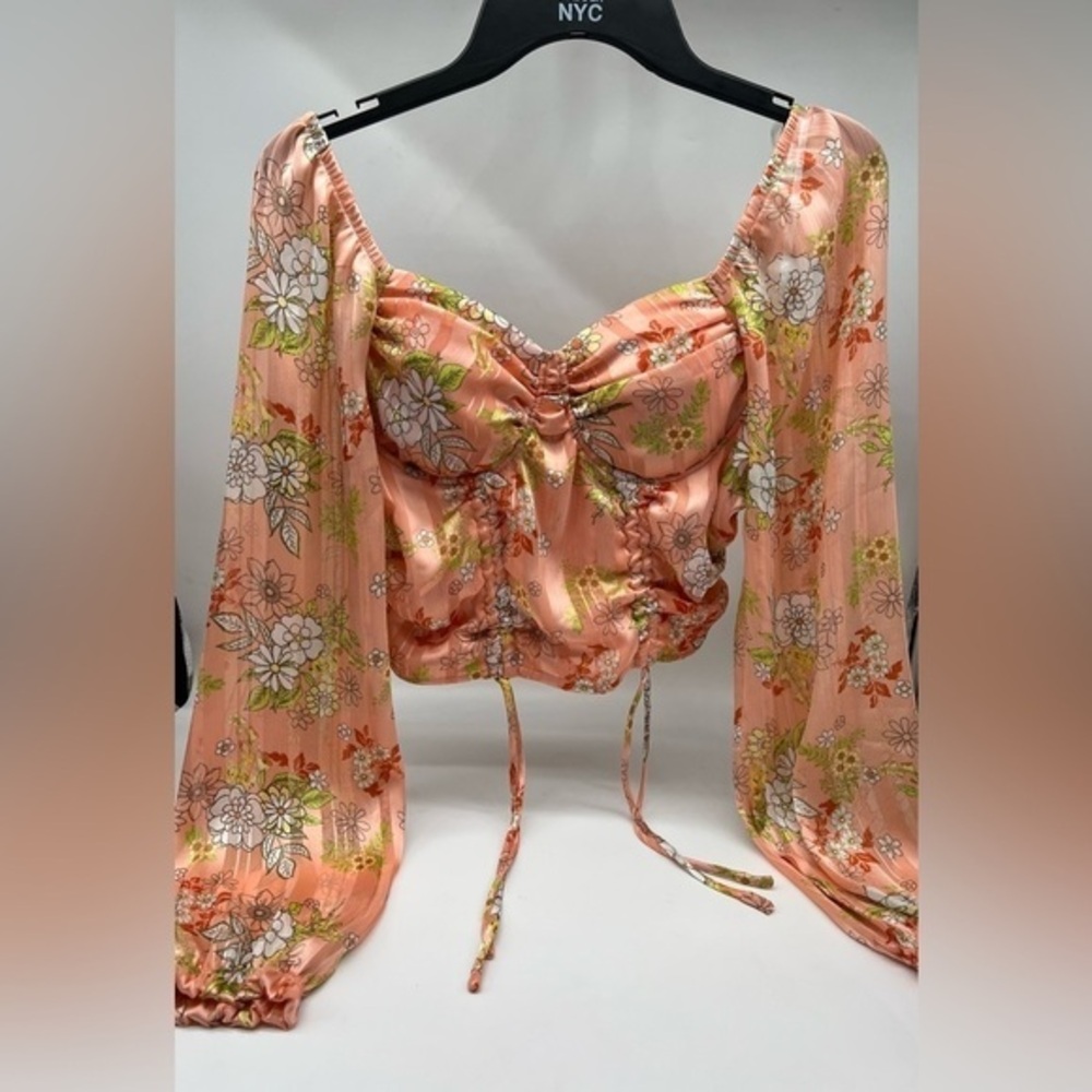Madden boho long sleeve crop NWT